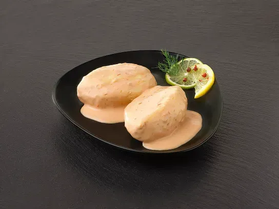 Quenelles de brochet sauce Nantua